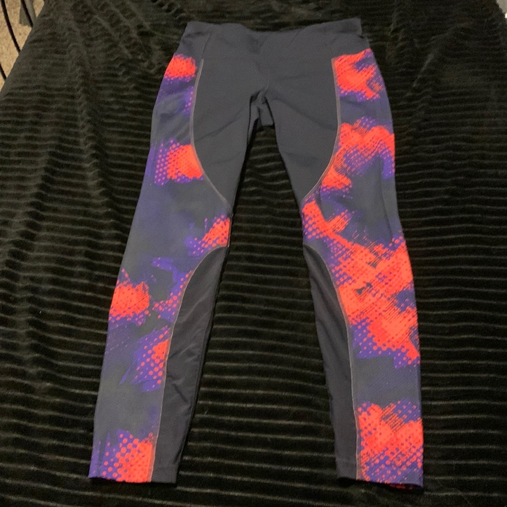Price Drop!!  Athleta women’s long leggings.